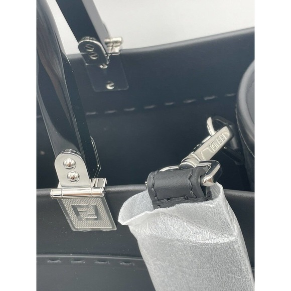 ❌❌SOLD!❌❌NEW Fendi Sunshine Tote Medium Black Leather Shopper Shoulder Bag Purse - Picture 6 of 11